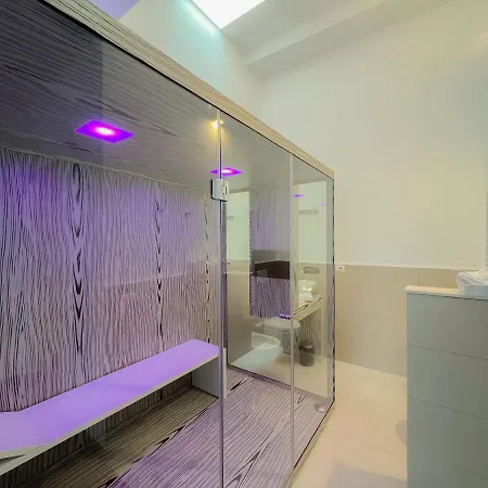 Alojamento de Acomodação e Pequeno-almoço Tulliani Residenze 4*