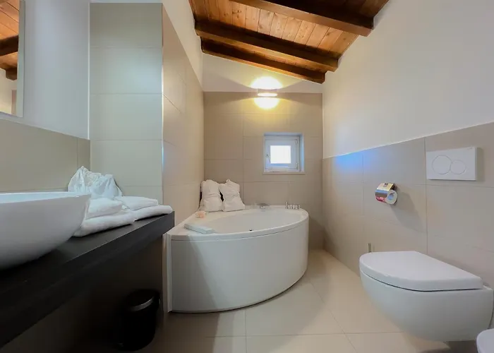 Tulliani Residenze فندق مبيت وإفطار 4*