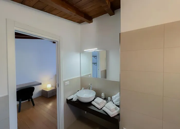 Tulliani Residenze 4* Матера